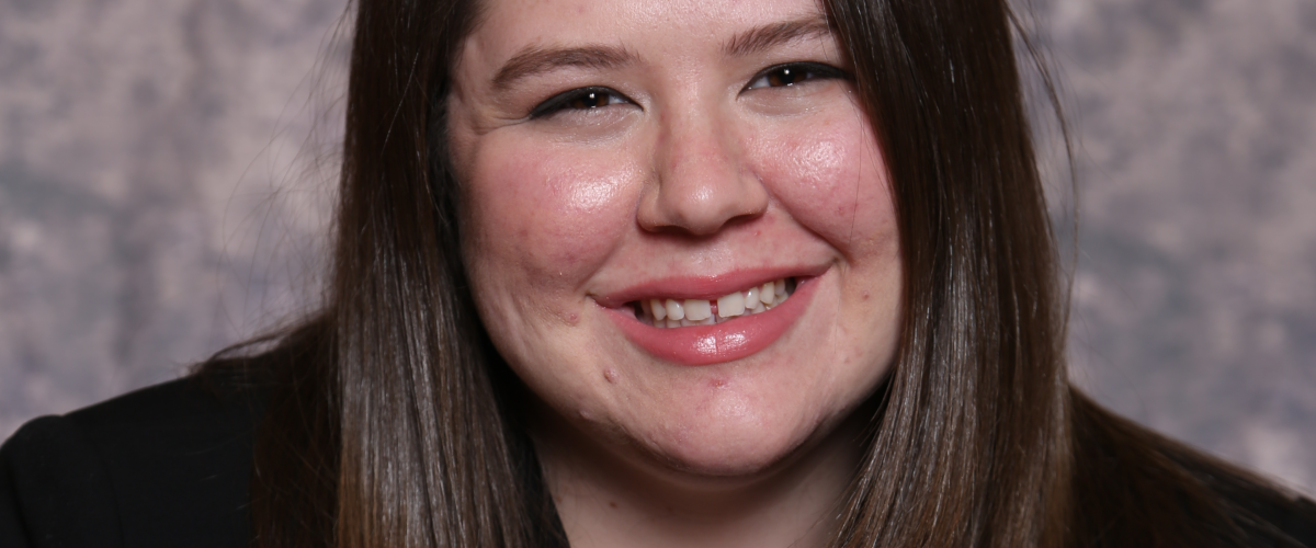 MariahDickHeadshot.png