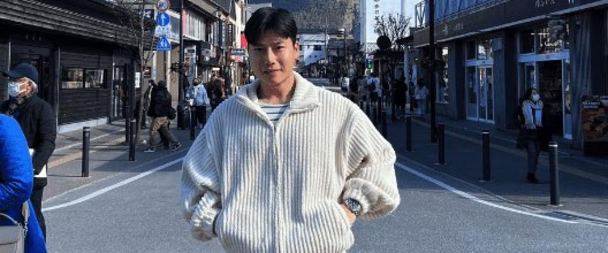 junwoo%20smaller.jpg