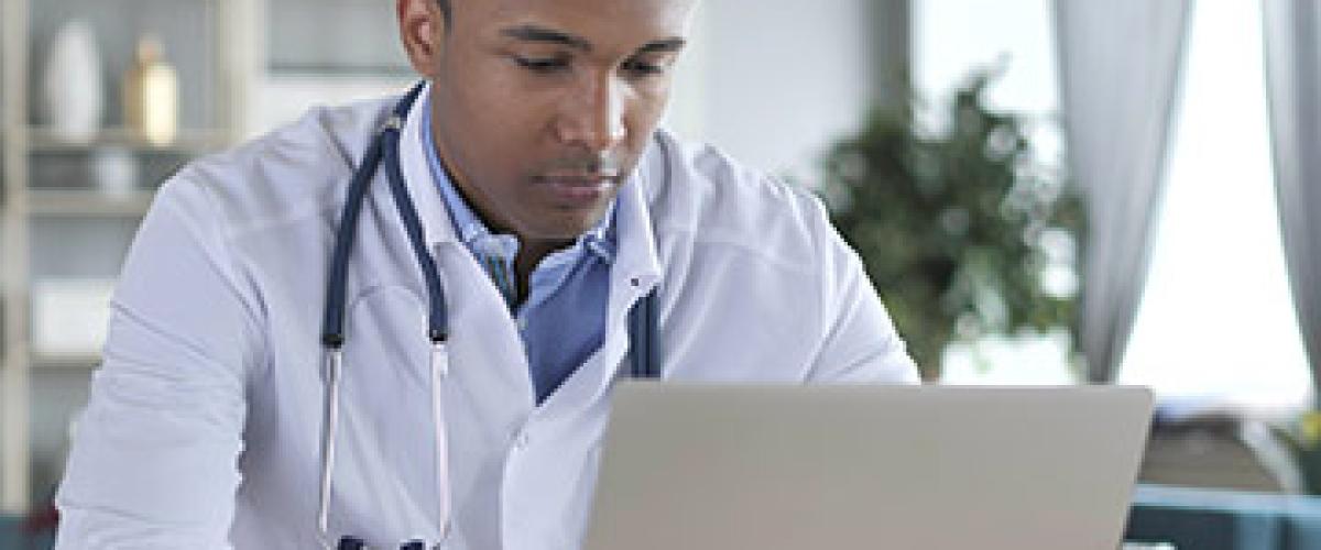 doctor-laptop
