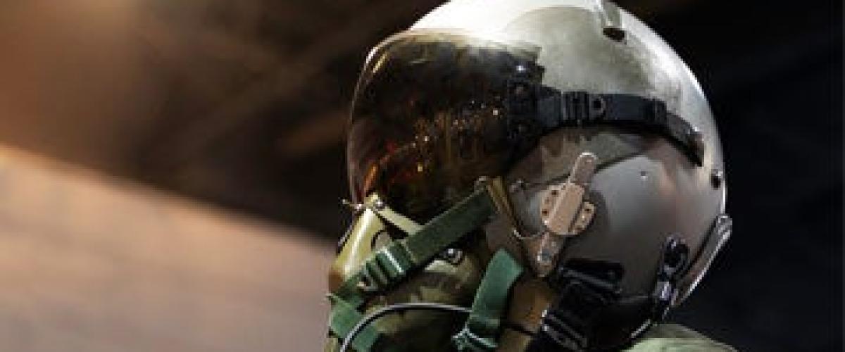 fighter-pilot-feat