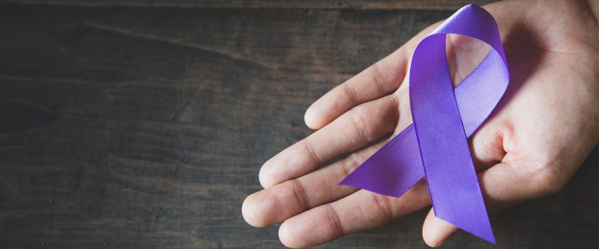 purple-ribbon-feat