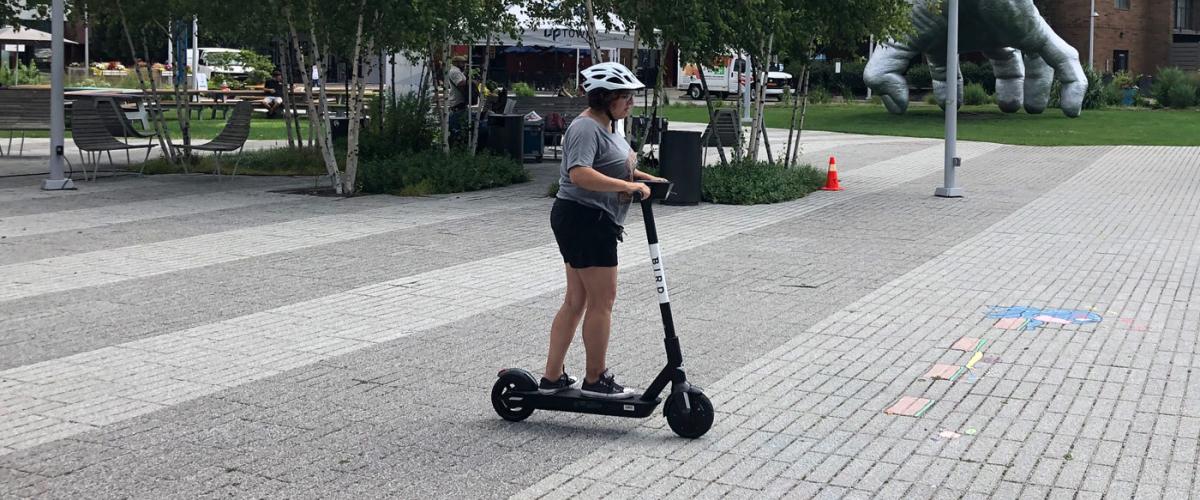 scooter-feat