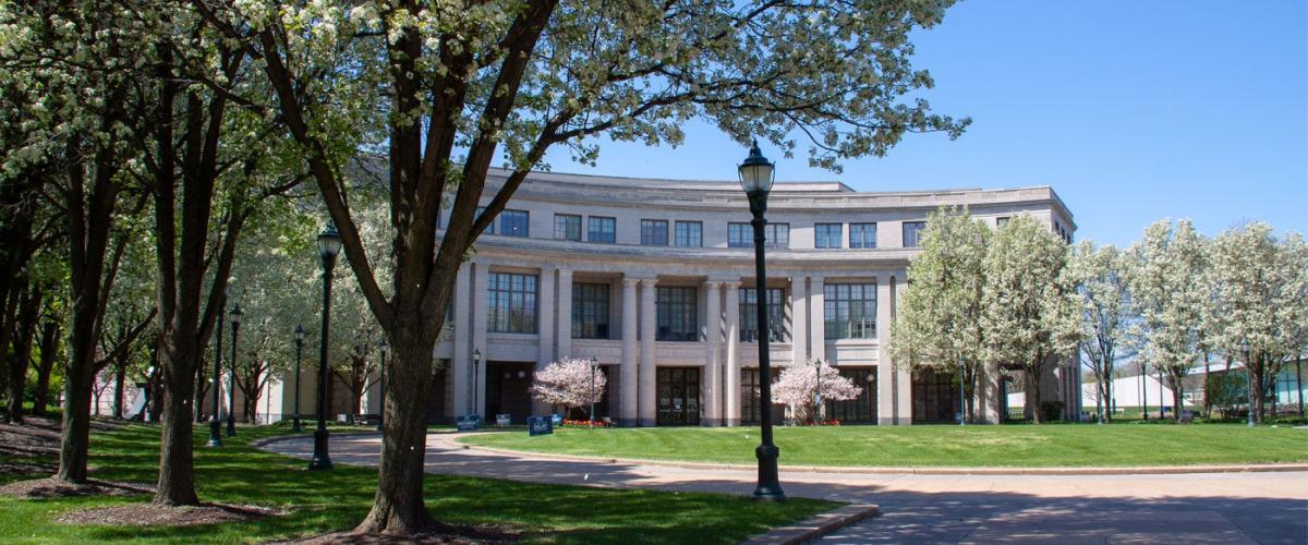 spring-campus-feat