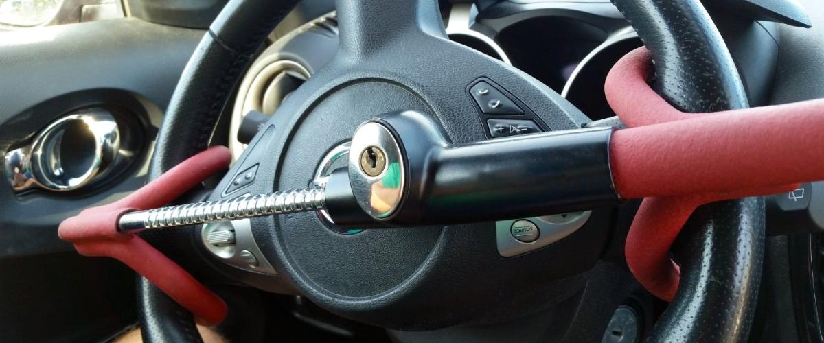 steering-wheel-lock
