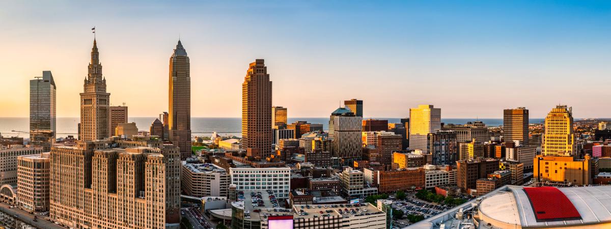 Panoramic photo of Cleveland as the sun sets