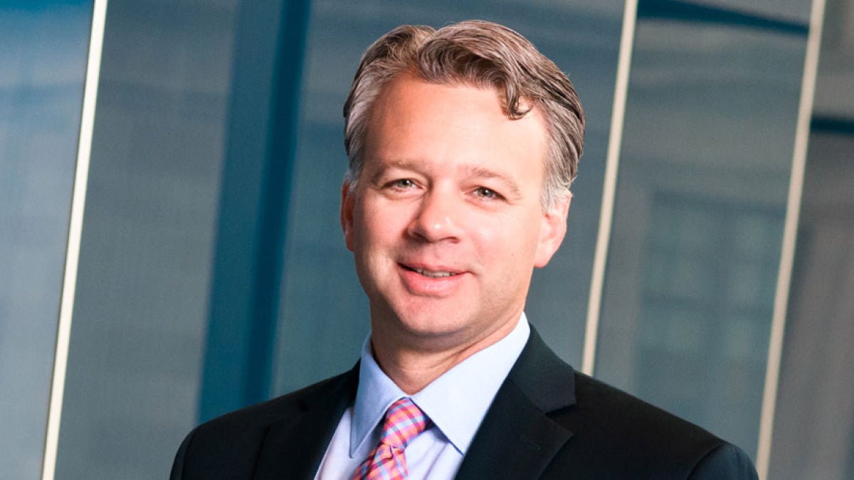 Headshot of Bob McCullough, CWRU vice president for enrollment management