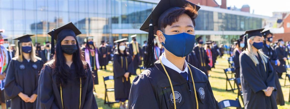 2021-commencement-feat