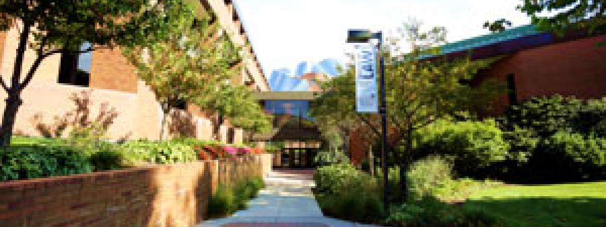 Law-School-Entrance-horizontal