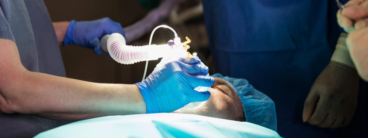 anesthesiologist-feat