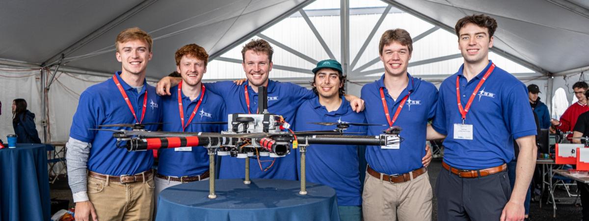 CSE%20-%20VTOL_CWRU_Winning_Team%202025.jpg