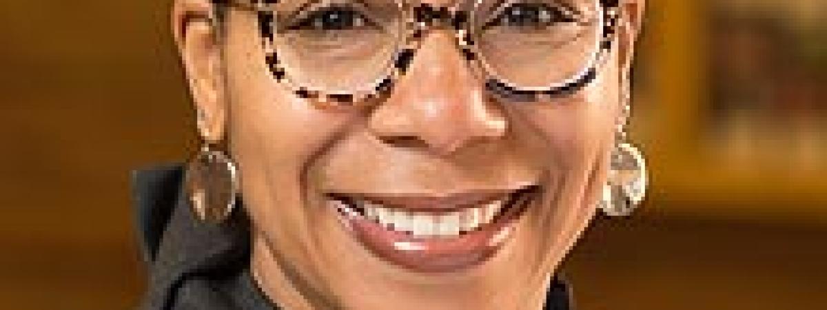 hardaway_ayesha_bell.jpg