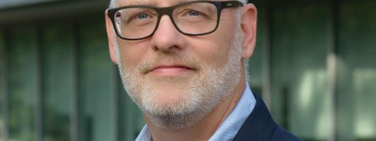 Flannery-headshot-by-Steve-Zorc-2017.jpg