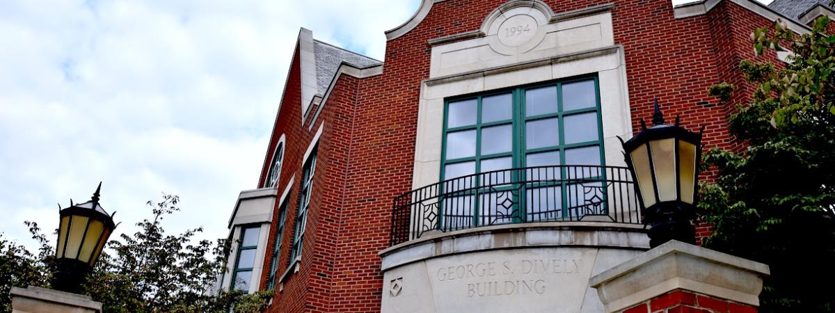 George%20S.%20Dively%20Building_Summer_2017_HiRes_3303.jpg