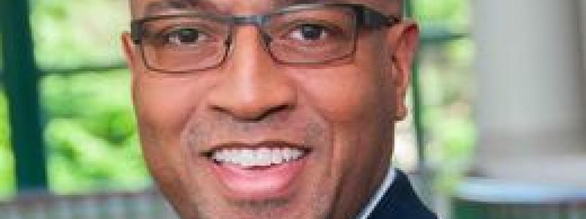 Melvin-Smith_headshot.jpeg