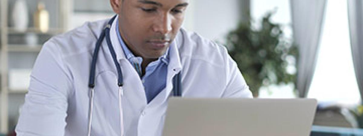 doctor-laptop