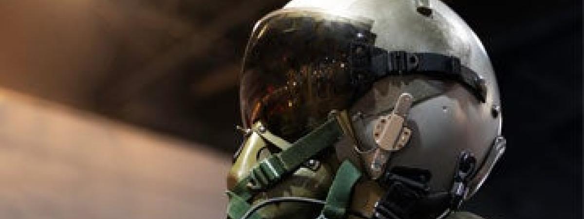 fighter-pilot-feat