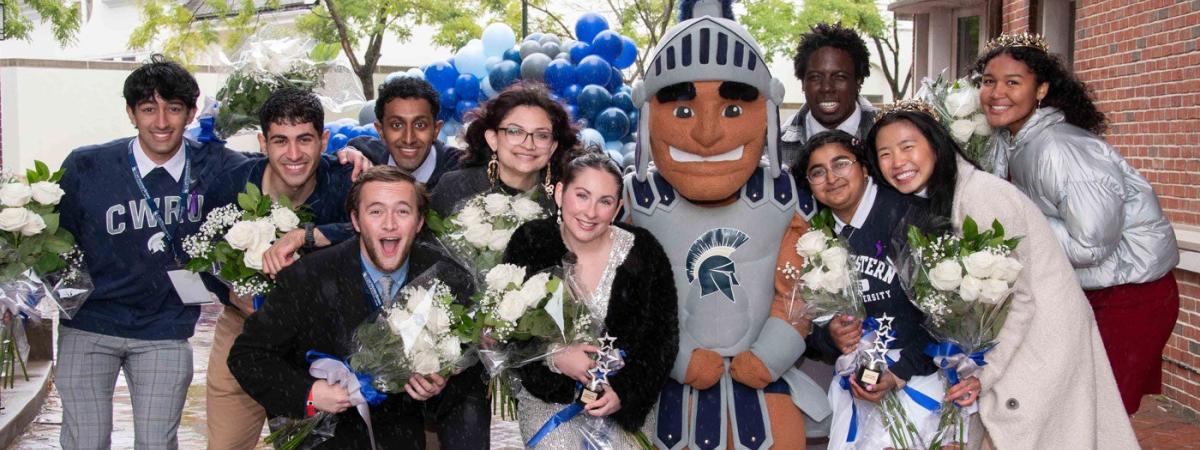 homecoming-court-feat
