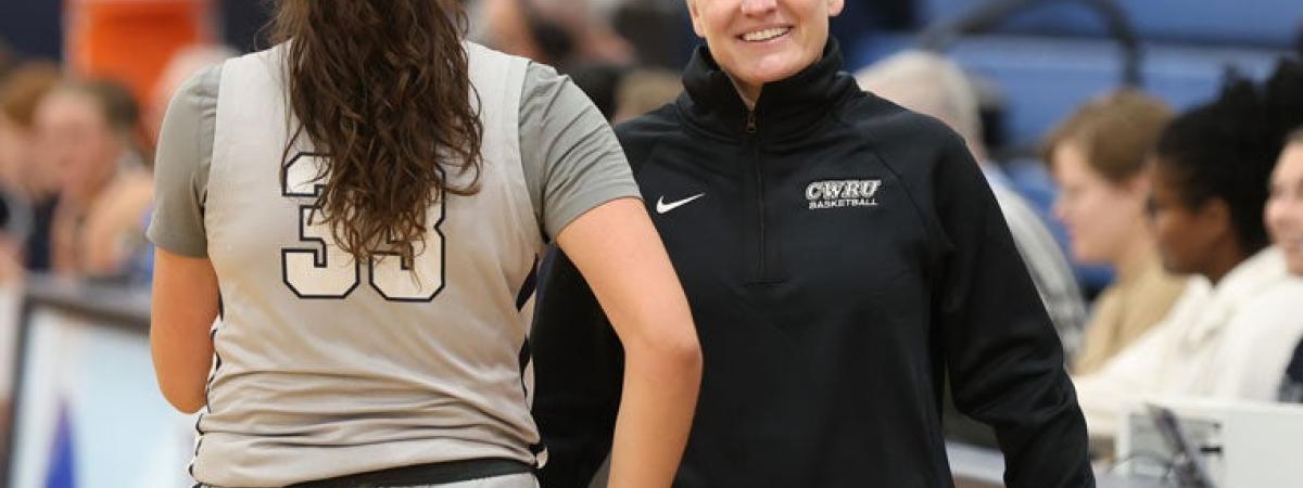 jennifer-coach-feat