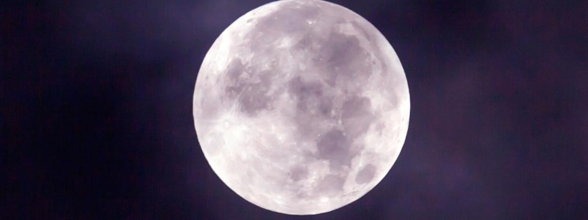 moon-feat
