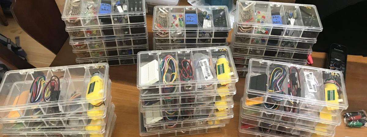 physics-electronics-kit-feat