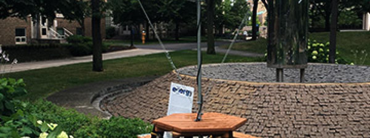 picnic-table