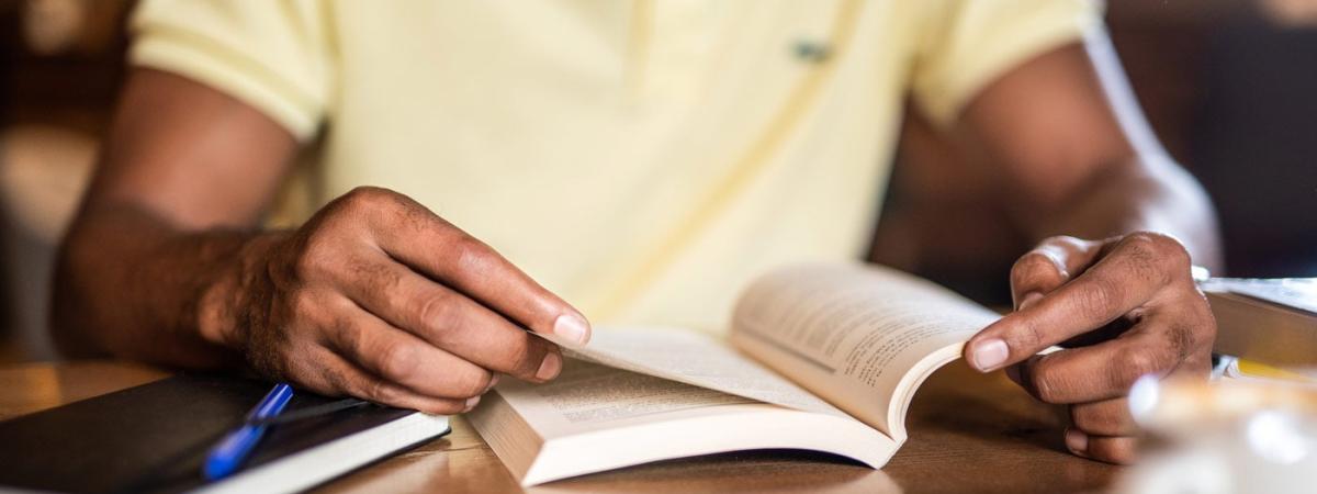 reading-book-feat