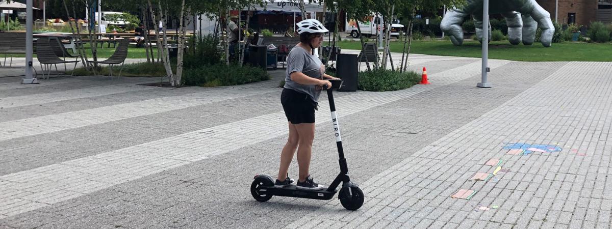 scooter-feat
