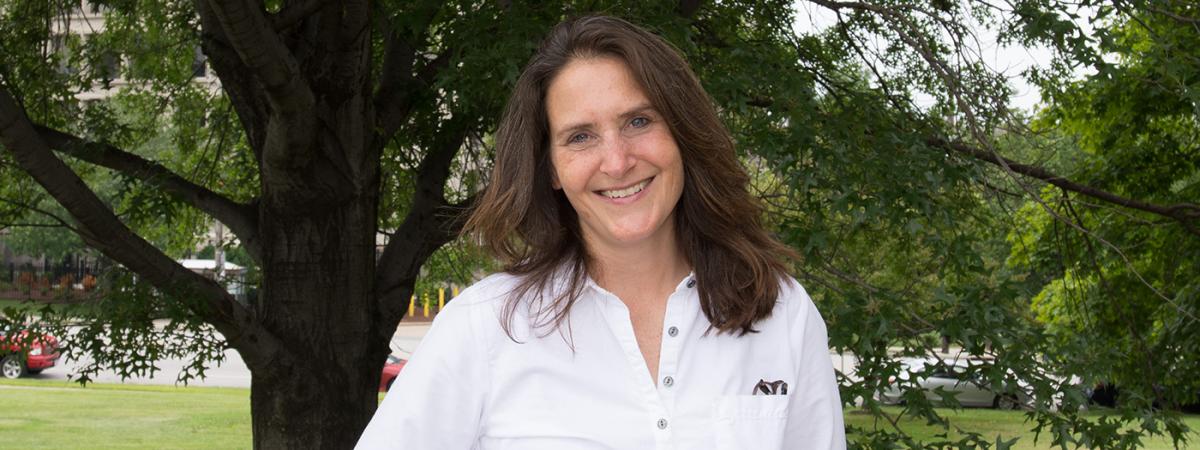 susan-petrone-feat