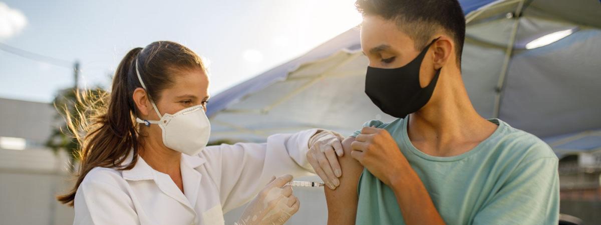 teen-vaccine-feat