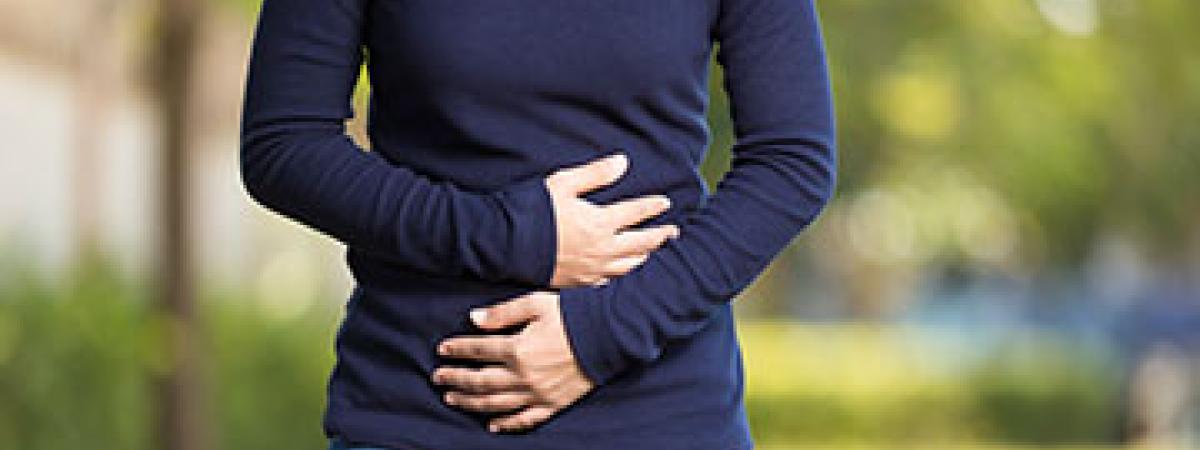 woman-stomach