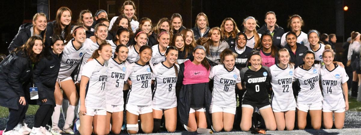 womens-soccer-team-credit-dan-hunter