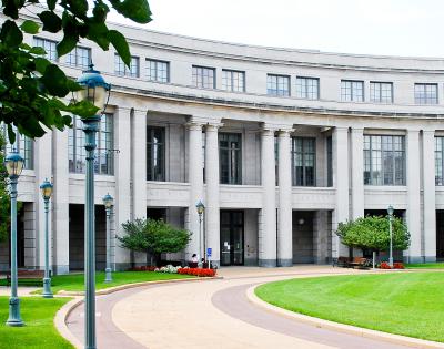 Outdoor picture of front of building on the Quad