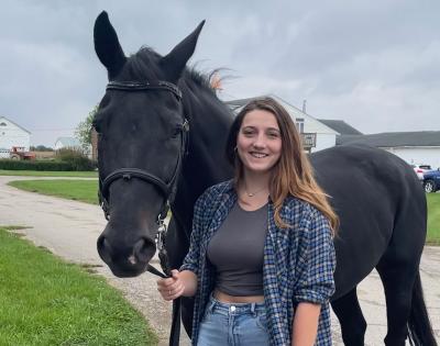 Photo of Maggie Kaniecki with her horse