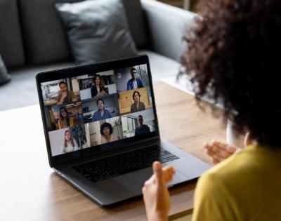 Business-team-in-video-conference-2