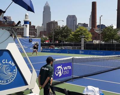 Tennis-in-the-Land_WP