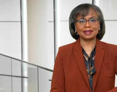 anita-hill-feat-1