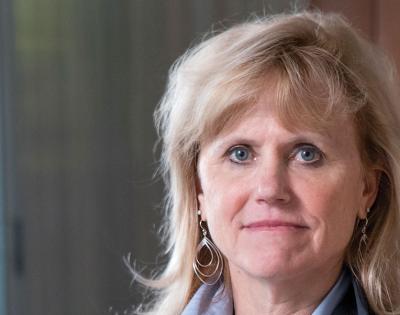 ann-mckee-feat
