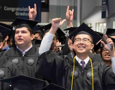 commencement-cheering-2018