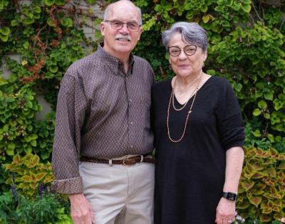Christine%20and%20Timothy%20Ash.jpg