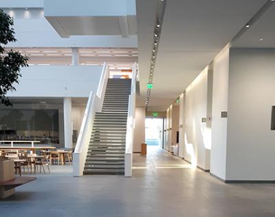 HEC%20Atrium%20943%20copy.jpg