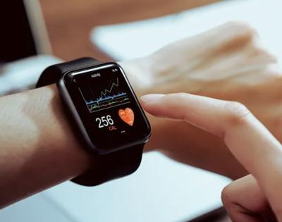 SmartWatch%20Health.jpg