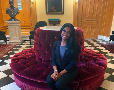 Takiyah_Smith_250x250.jpg