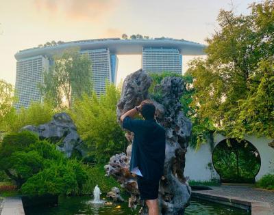 david-silva-singapore-feat