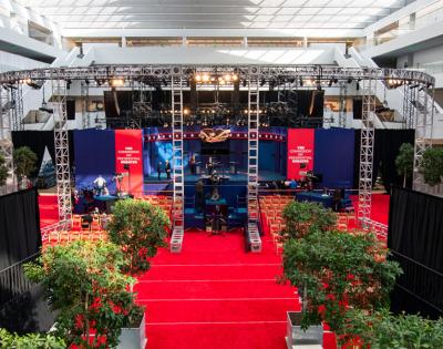 debate-stage-feat
