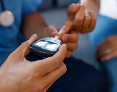 glucose-meter-diabetes-feat