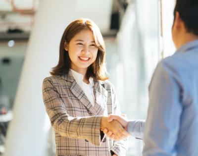handshake-760-×-600-px