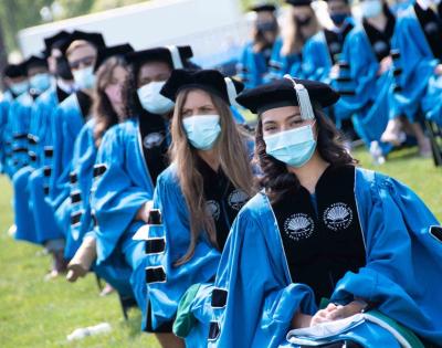 med-graduates