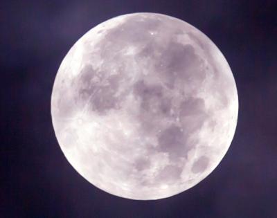 moon-feat