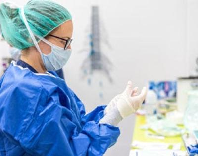 nurse-researcher-feat