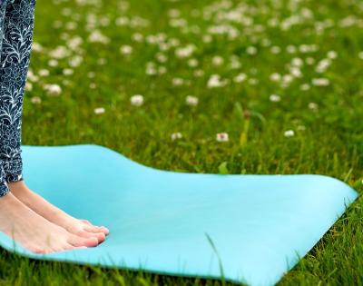 outdoor-yoga